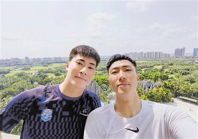 国产成人精品免费久久久久
