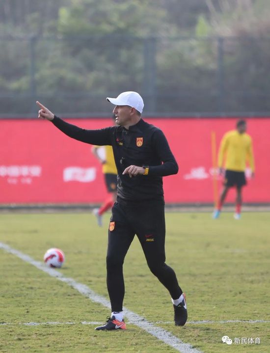 秋霞成人午夜鲁丝一区二区三区