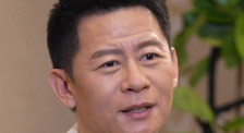 练歌房的小帅哥